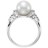 18KT White Gold 0.16ctw Diamond Cultured Freshwater Pearl Ring