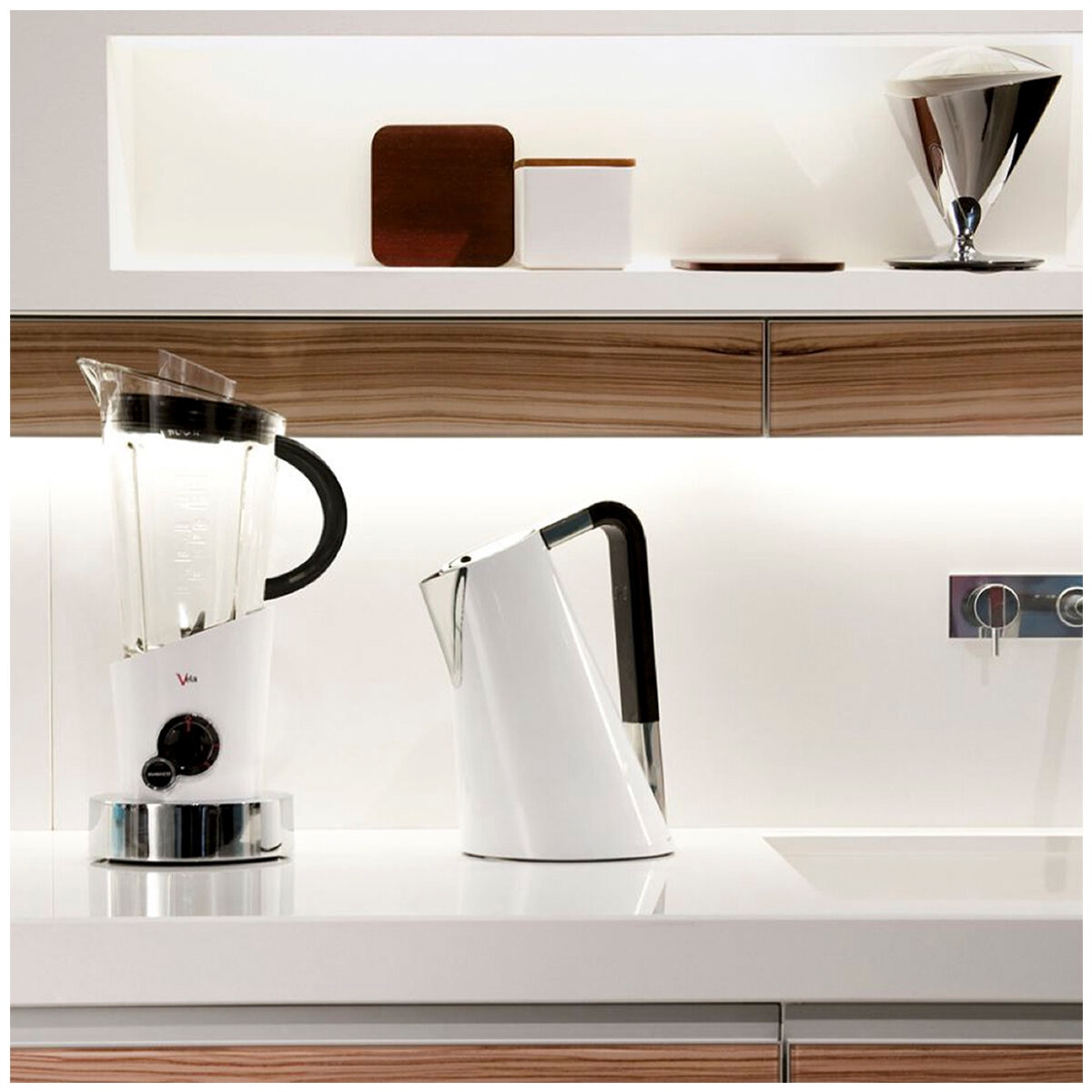 Bugatti E-Vela Blender White