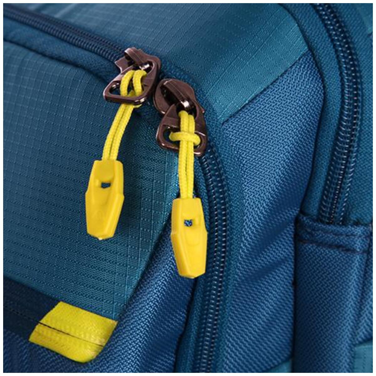 Granite Gear Carryon Wheeled Duffle Bag Blue