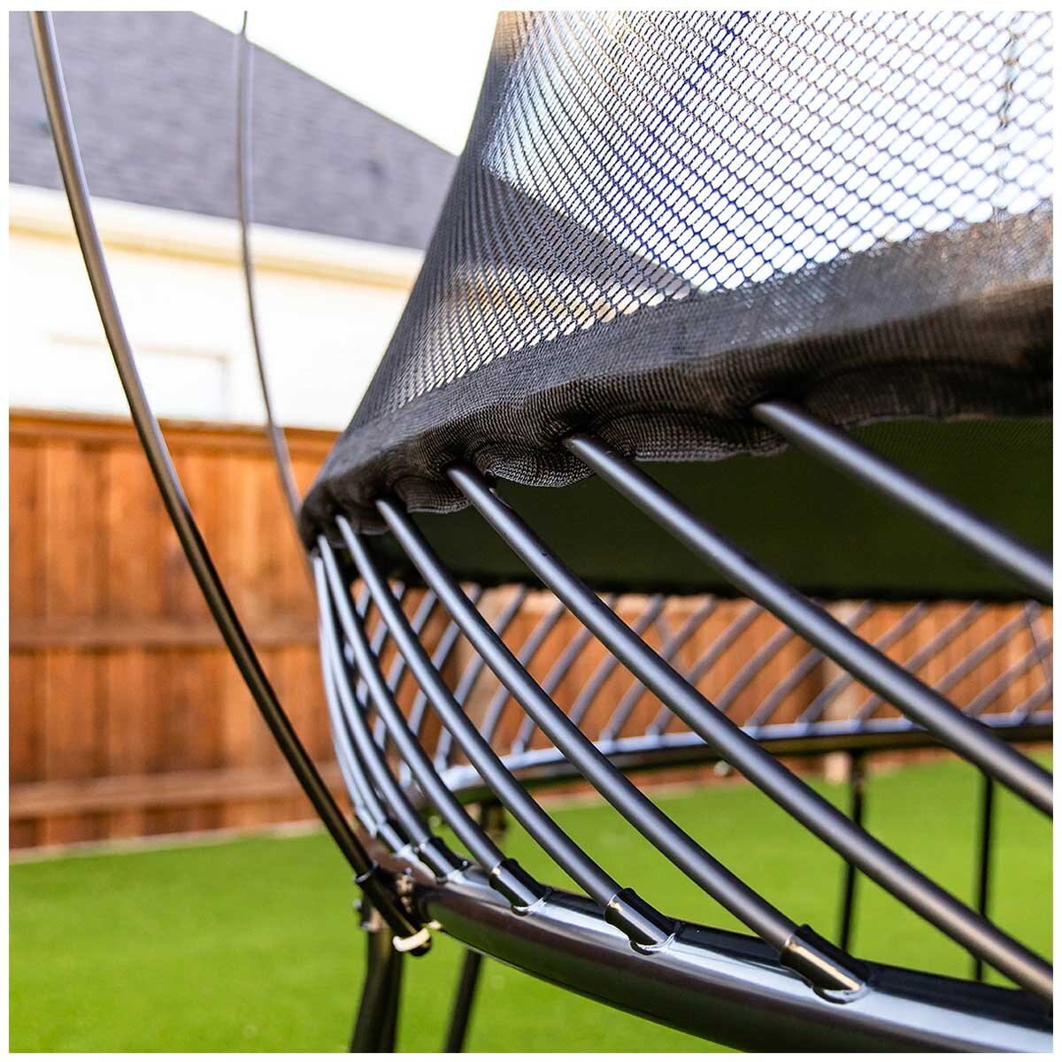 Springfree All Black 4M Jumbo Round Trampoline Bundle