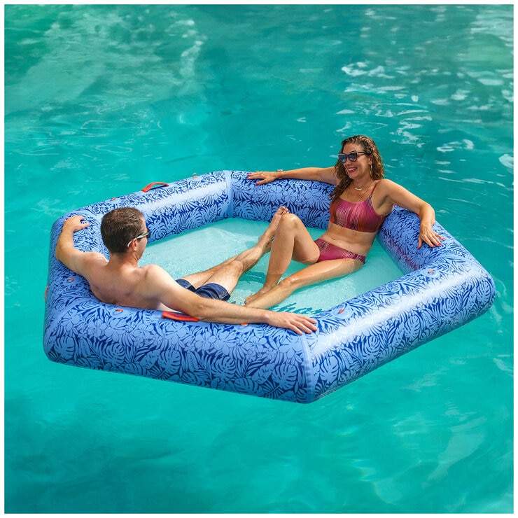 Tommy Bahama 2.44m Inflatable Water Hammock