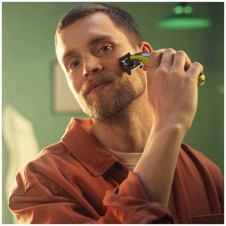 Philips OneBlade Face PRO 360 Bundle