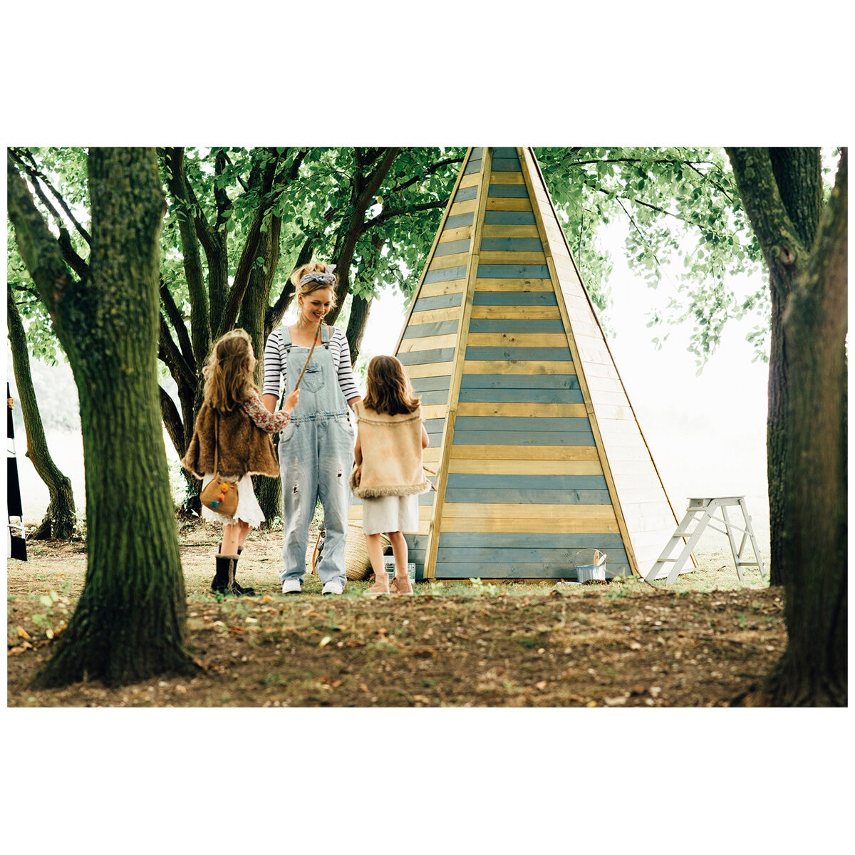 Plum Grand Wooden Teepee