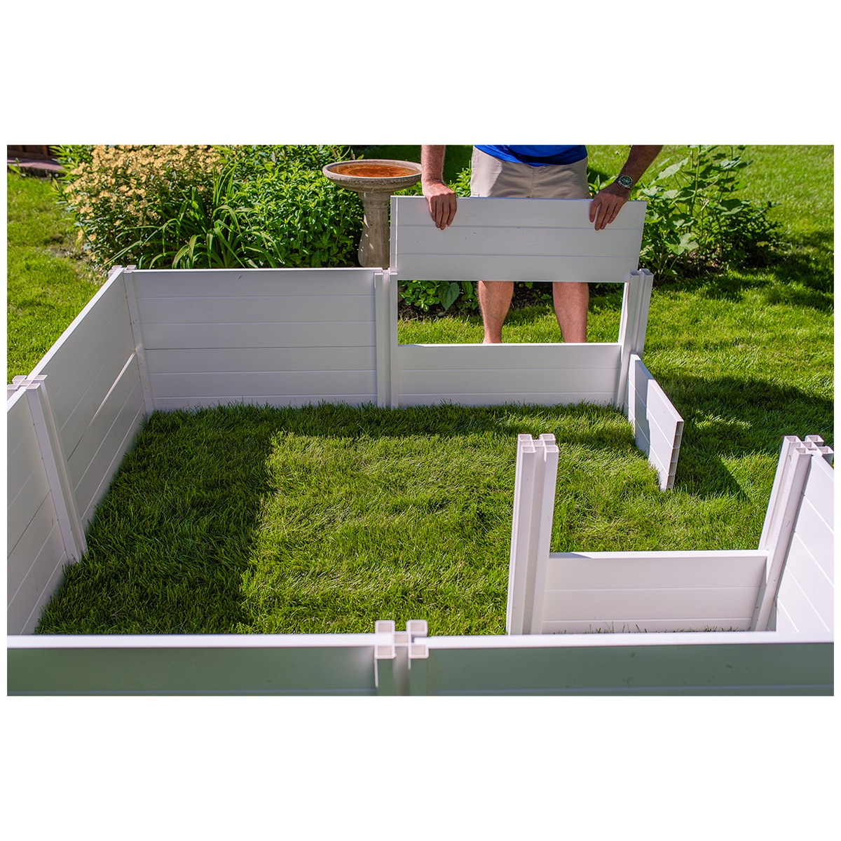 Vita Keyhole Garden Bed 182.88 x 182.88 cm