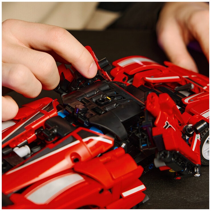 LEGO Technic Ferrari FXX K Model 42212/ LEGO Technic Ferrari FXX K Model 42212/
