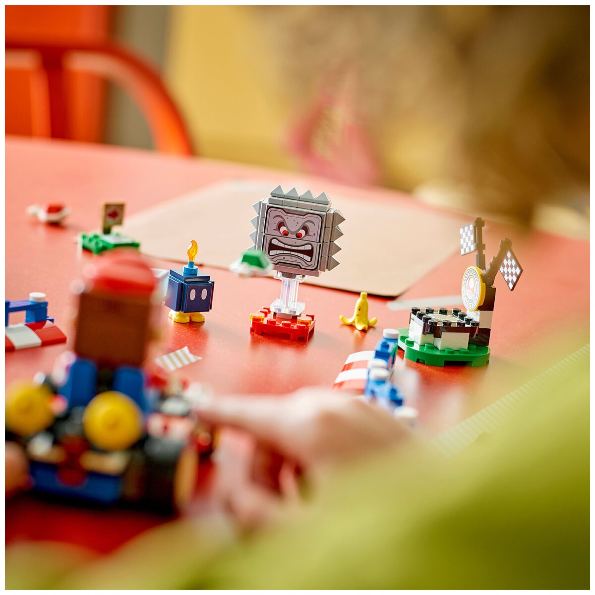 LEGO Super Mario Mario Kart – Interactive LEGO Mario 72043/