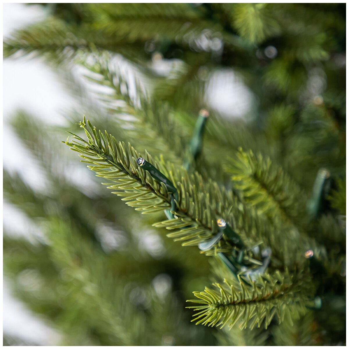 Pre-Lit Abies Artificial Christmas Tree 228.6cm