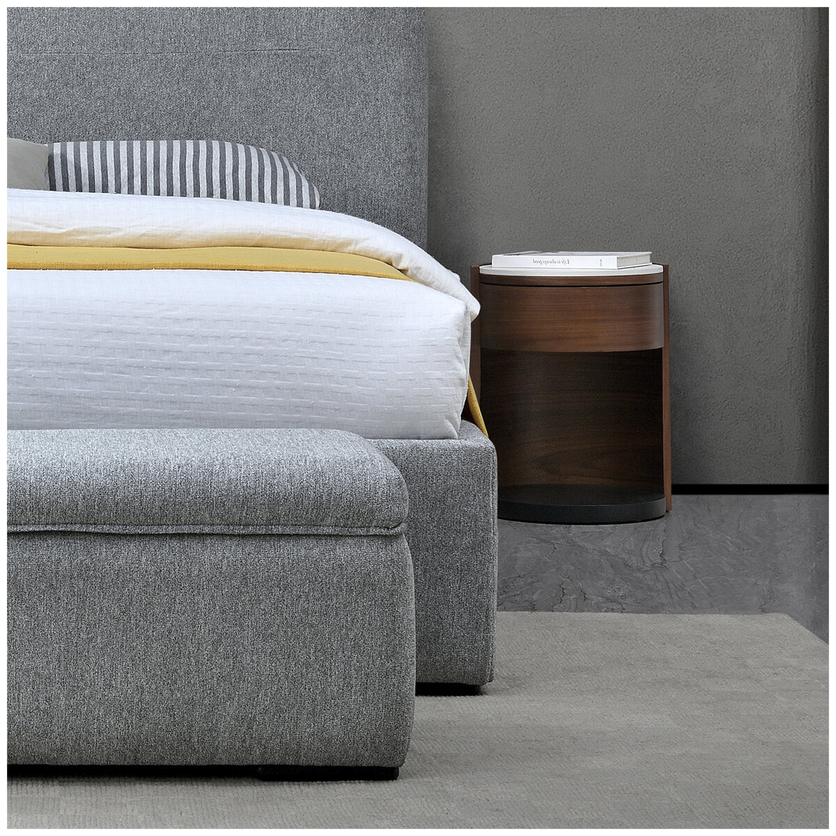 Moran Ora Bedside Table