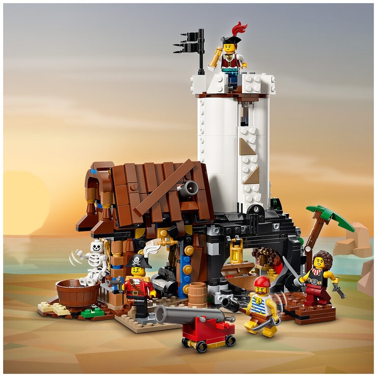LEGO Creator 3 in 1 Iconic Pirate Ship Building Set 31387 LEGO Creator 3 in 1 Iconic Pirate Ship Building Set 31387