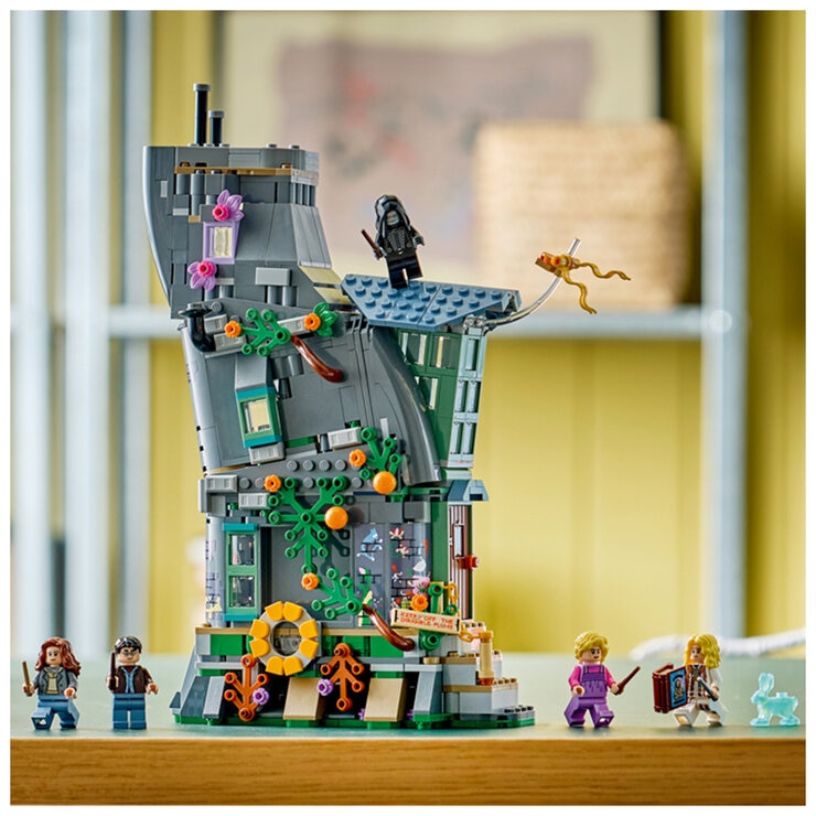 LEGO Harry Potter Luna Lovegood’s House 76467