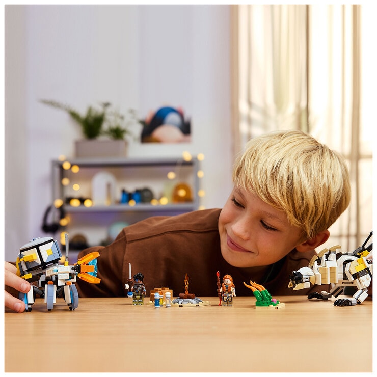 LEGO Horizon Adventures Aloy & Varl vs. Shell-Walker & Sawtooth Toy 77037