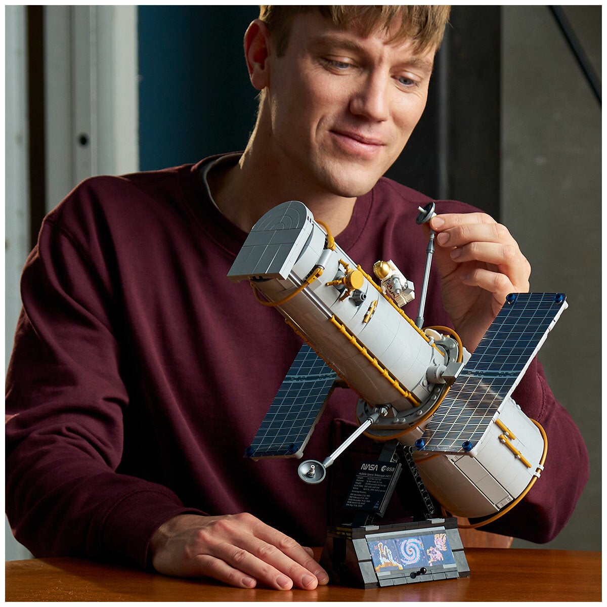 LEGO Icons Hubble Space Telescope 11382