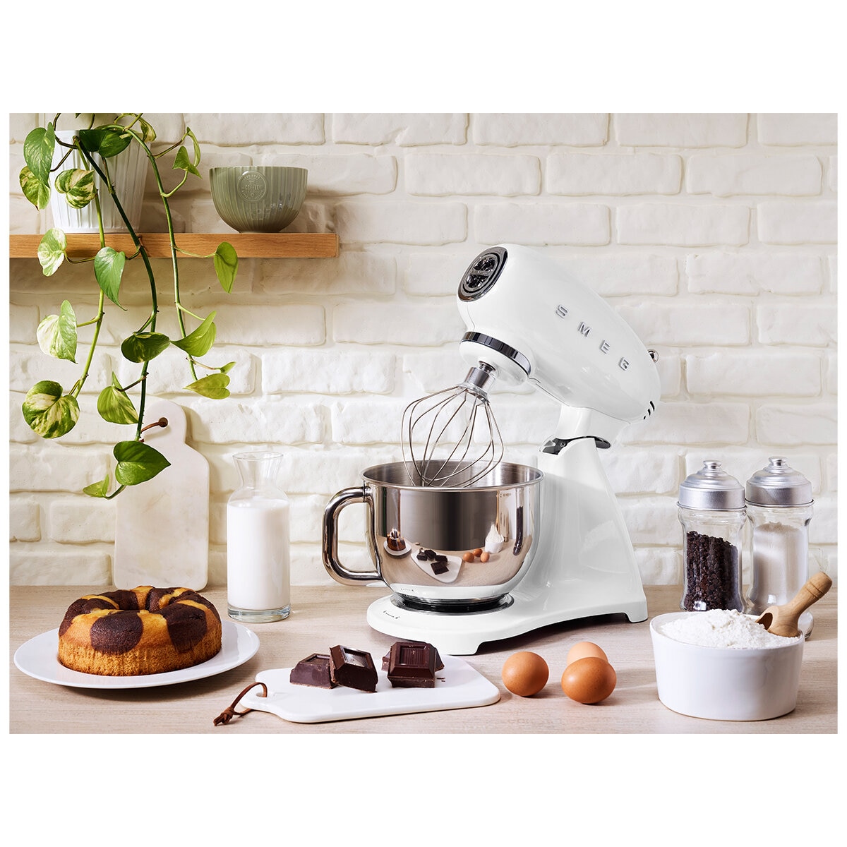 Smeg 50's Style Stand Mixer White SMF03WHAU