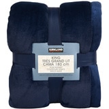NEMCOR Kirkland Signature BLANKET - Dress Blue