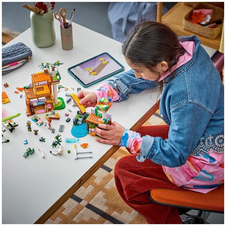 LEGO Friends Koala Habitat & Care Center 42701 LEGO Friends Koala Habitat & Care Center 42701