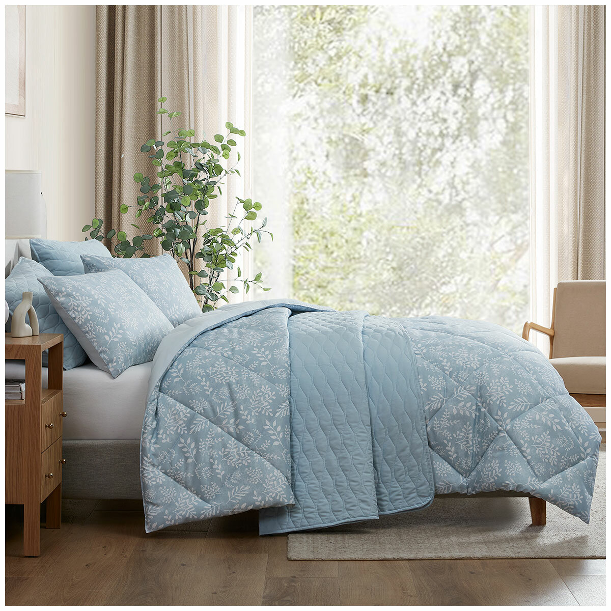 Jennifer Adams Comforter Set Queen 6 Piece Set