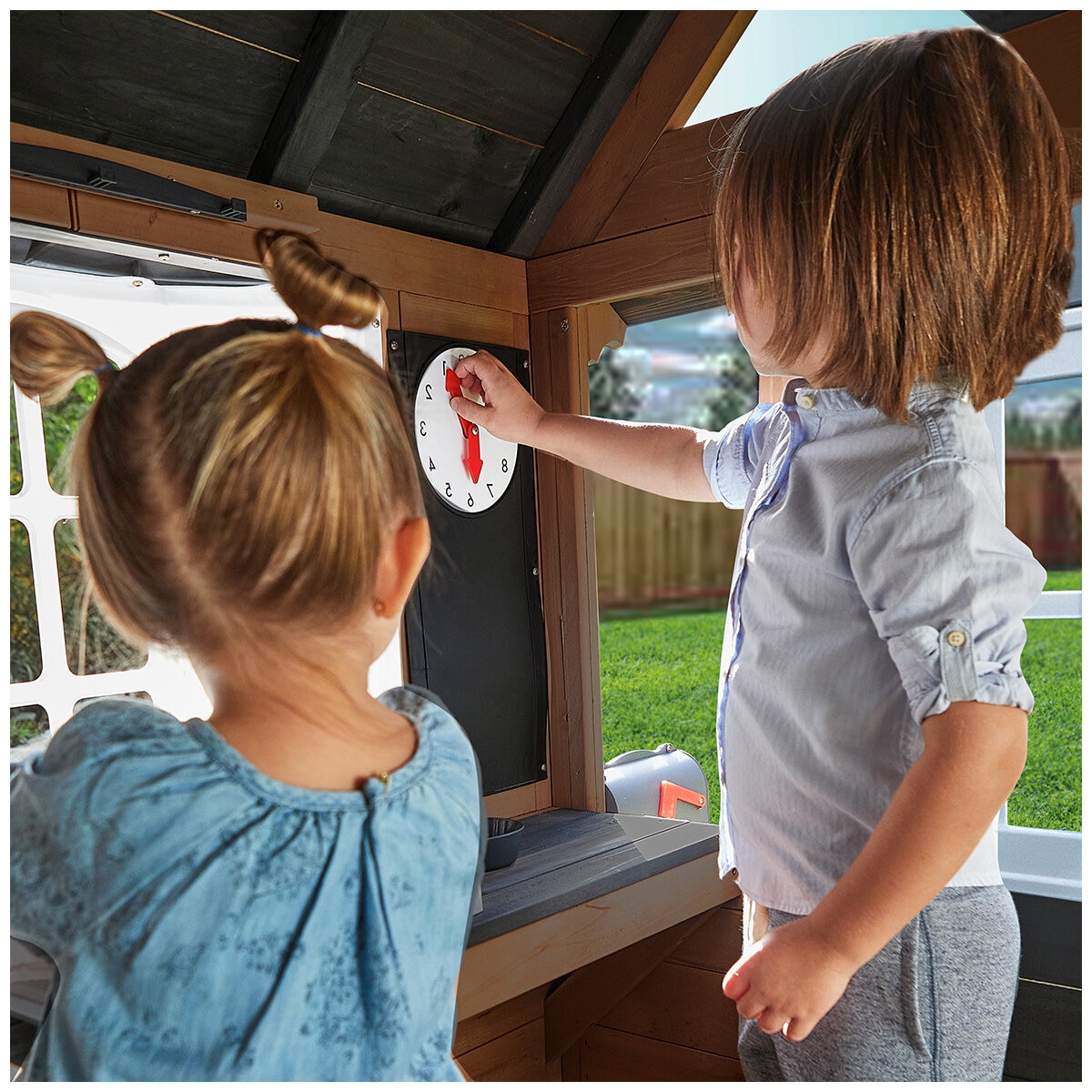 KidKraft Autrium Breeze Playhouse