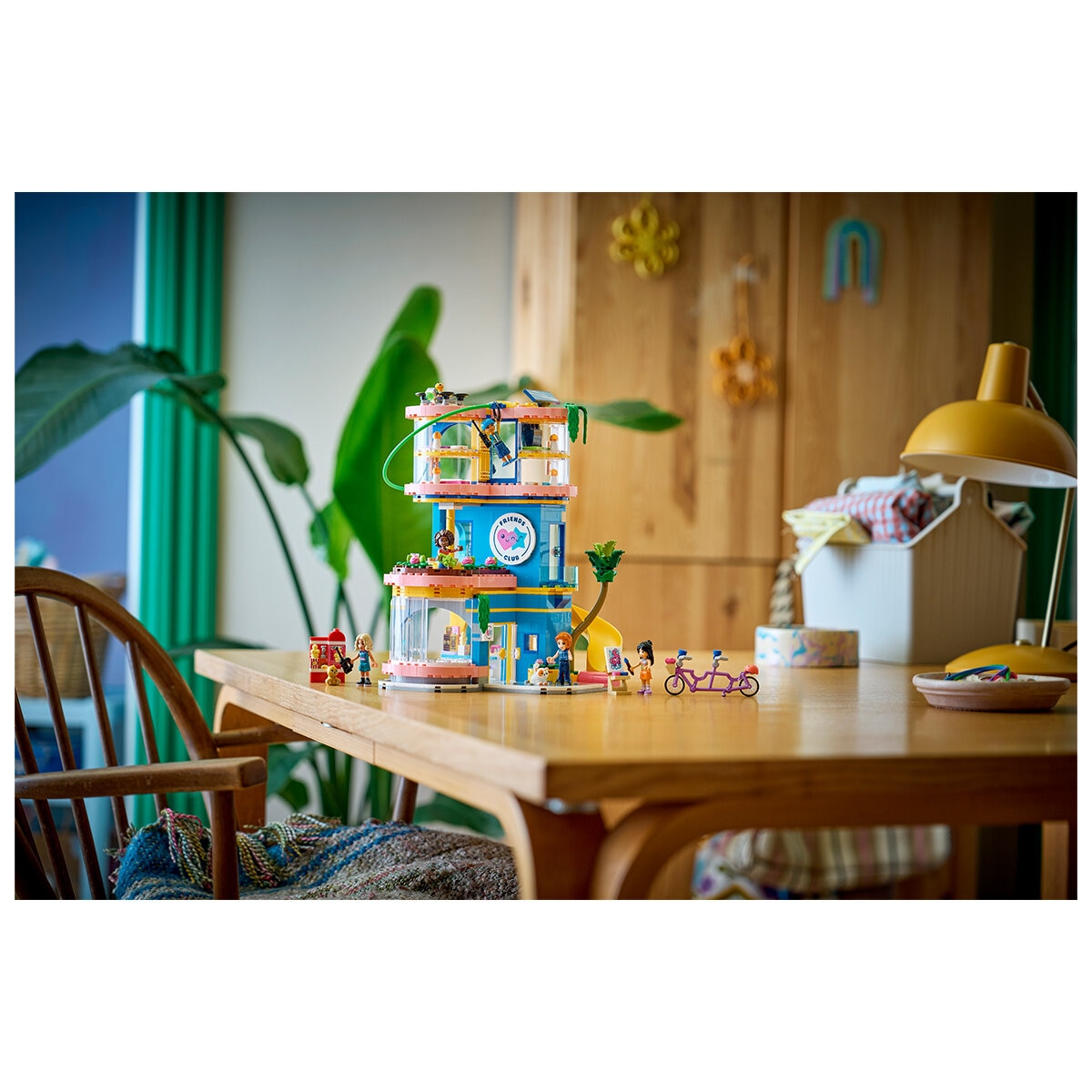 LEGO Friends Heartlake City Friends Club House 42689