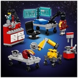 LEGO Iron Man Armory 76216
