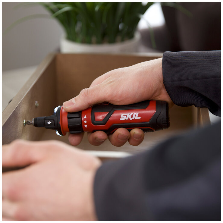 4V Multi-Tool Screwdriver With Circuit Sensor Technology - SD5612E-00