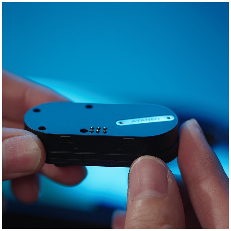 Ayaneo 3 Black OLED Handheld Console Ryzen 9 8840U + 32G + 1TB