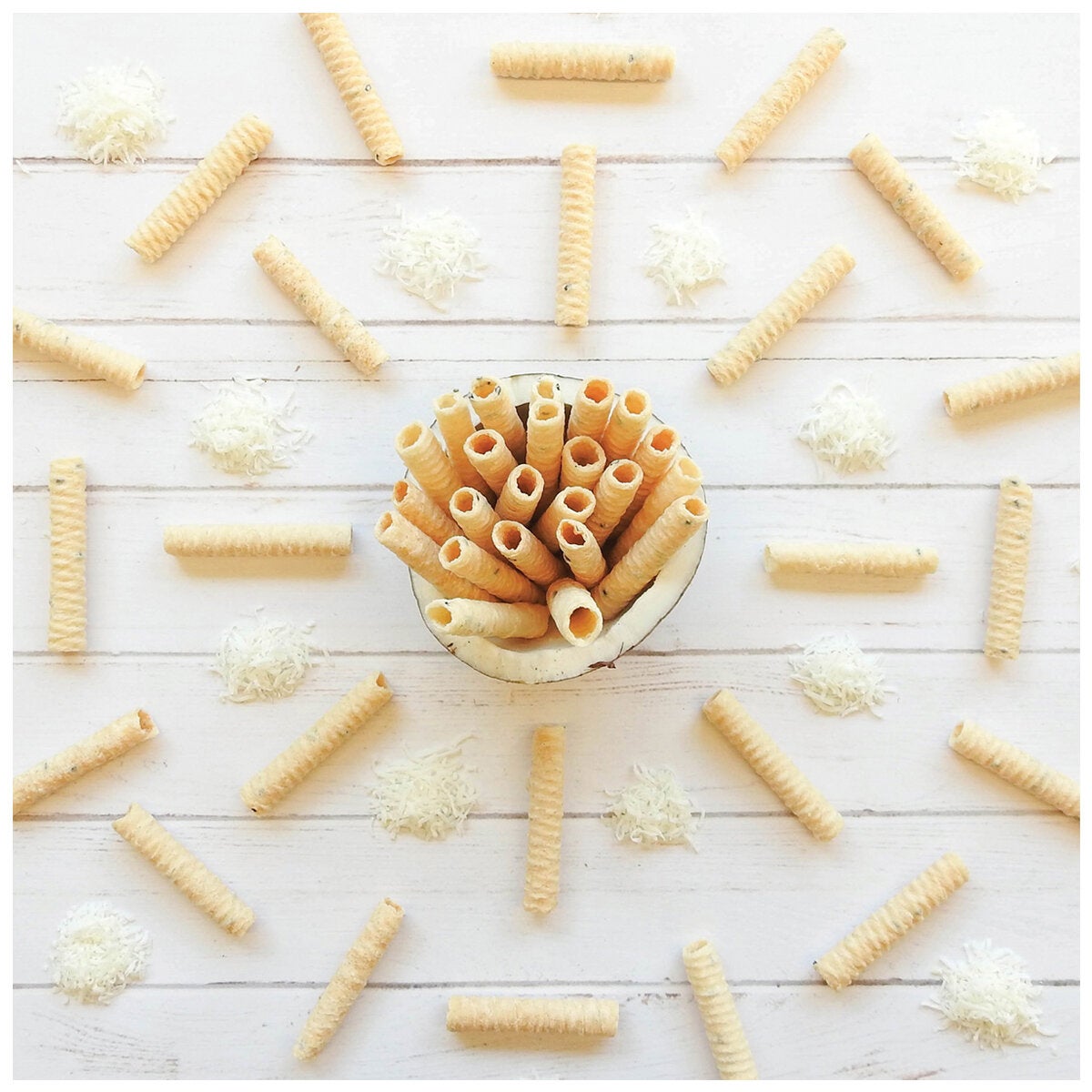 Tropical Fields Crispy Coconut Rolls 400g Tropical Fields Crispy Coconut Rolls 400g
