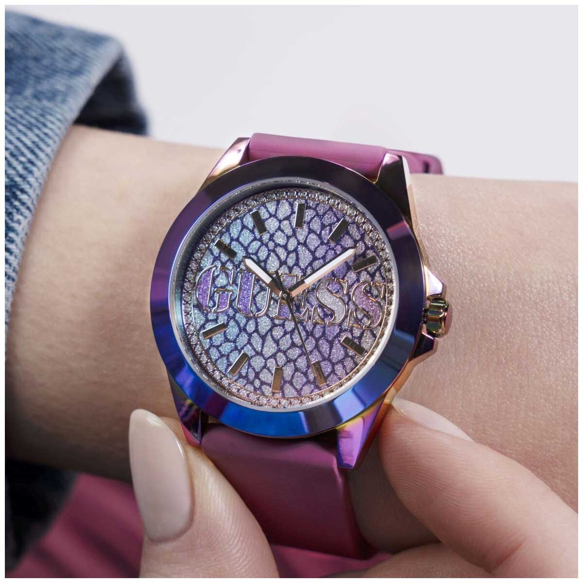 GUESS Menagerie Iridescent Analog Women's Watch GW0749L3