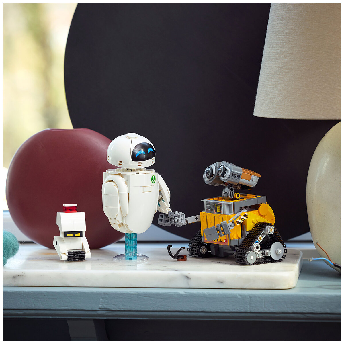 LEGO Disney and Pixar WALL-E and EVE 43279