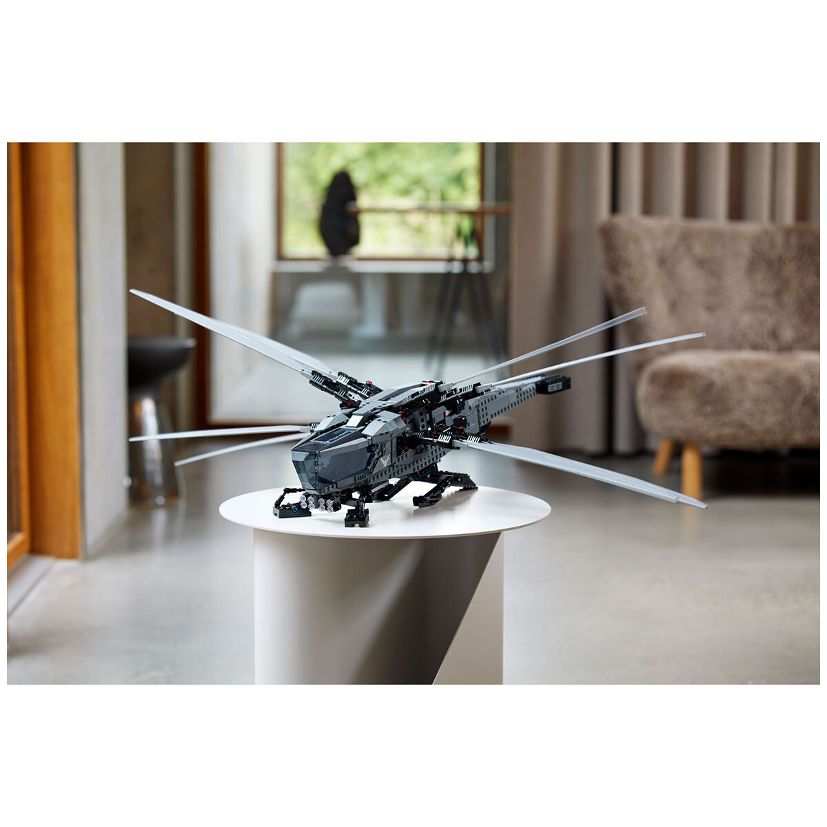 LEGO Icons Dune Atreides Royal Ornithopter 10327