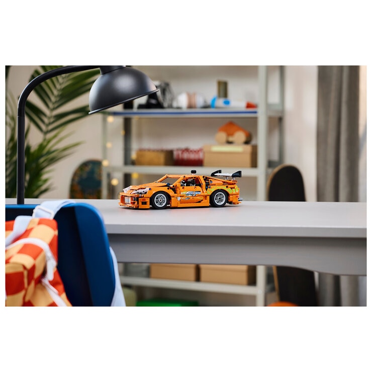 LEGO Technic Fast and Furious Toyota Supra MK4 42204