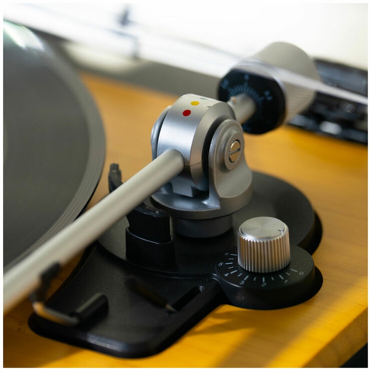 House of Marley Soul Rebel All in 1 Turntable Signature Black EM-JT401-SB