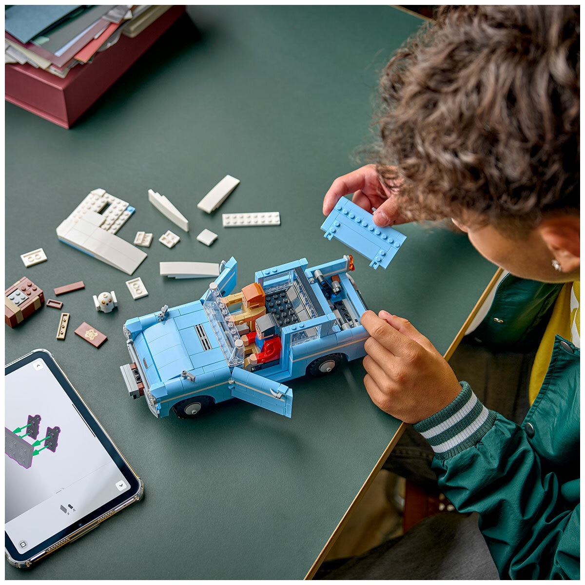 LEGO Harry Potter Enchanted Flying Ford Anglia 76470