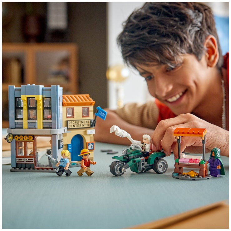 LEGO One Piece Showdown with Captain Smoker 75642