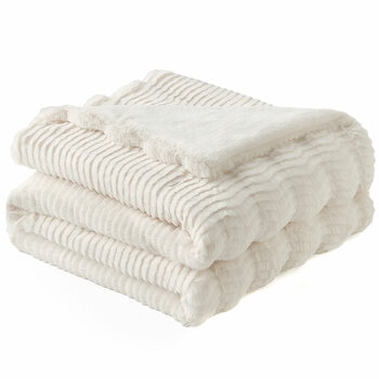 Casual Living Faux Fur Throw 127cm x 177cm Ivory