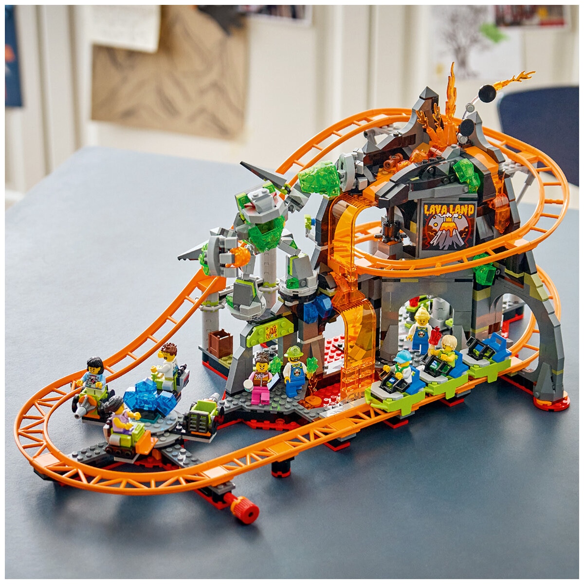 LEGO City Lava Land Roller Coaster Park Building Set 60501 LEGO City Lava Land Roller Coaster Park Building Set 60501