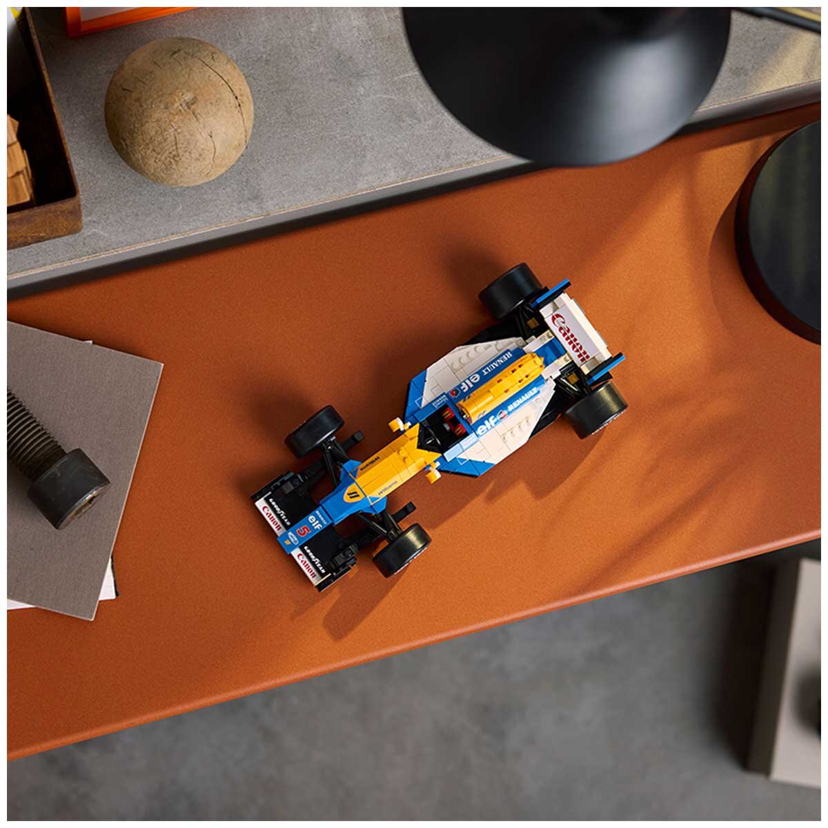 LEGO Icons Williams Racing FW14B & Nigel Mansell 10353