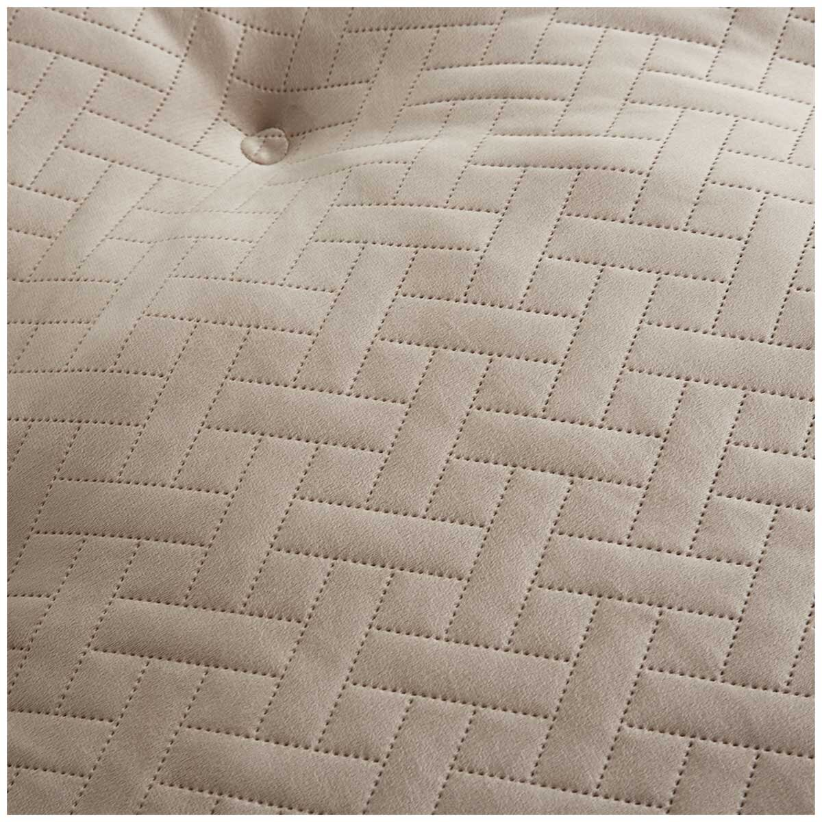 Kirkland Signature Hexagon Pet Napper Spring Creme Quilted