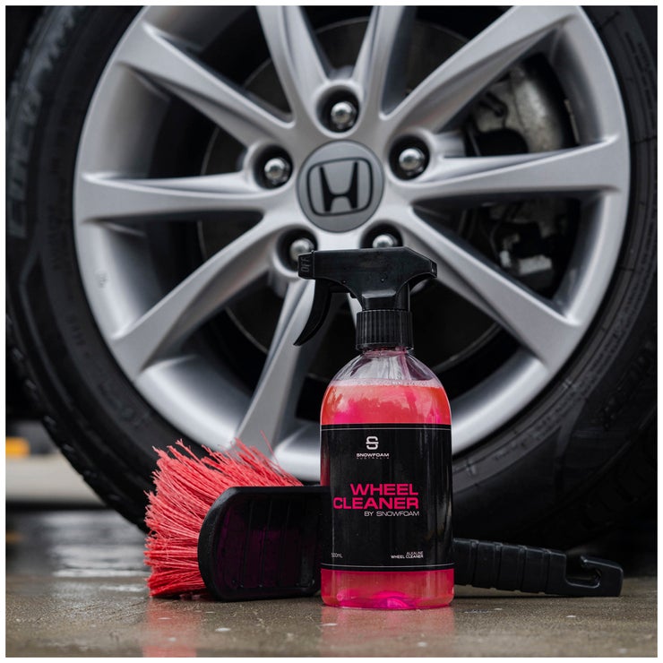 Snow Foam Car Exterior Essentials