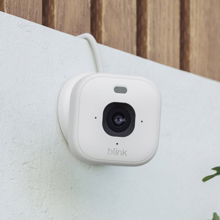 Blink 2K+ Camera 6 Piece Set White B0H2XJHNGS Blink 2K+ Camera 6 Piece Set White B0H2XJHNGS
