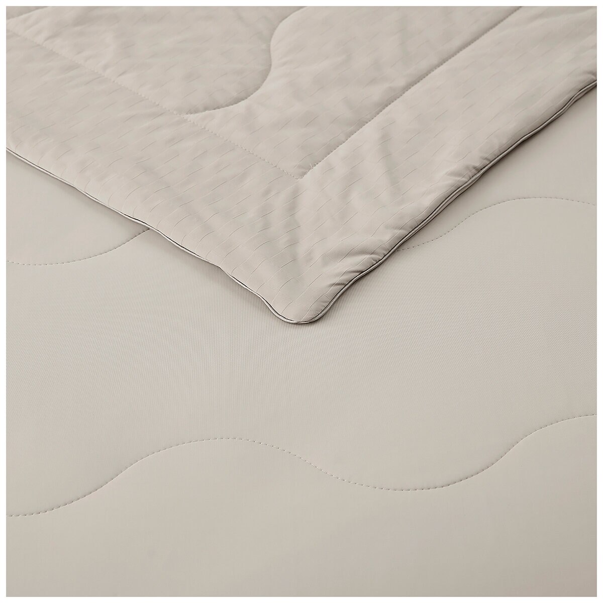 Hotel Grand EternaCool Cooling Comforter King Single Atmosphere