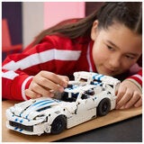 LEGO Technic Dodge Viper GTS-R Sports Car 42234 LEGO Technic Dodge Viper GTS-R Sports Car 42234