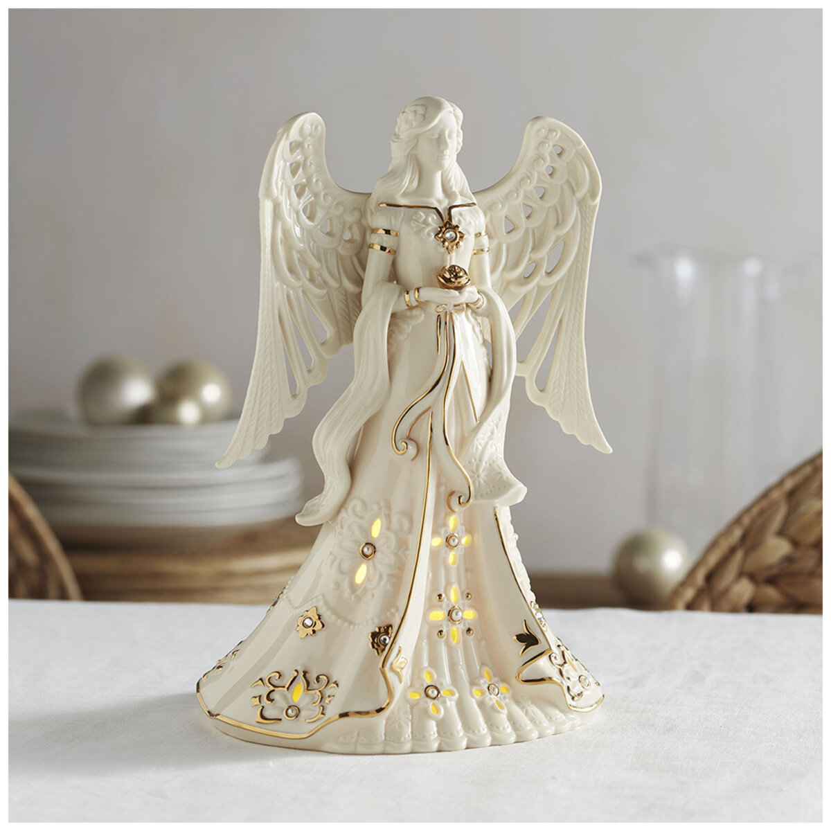 Lenox Florentine & Pearl Lit Figurine