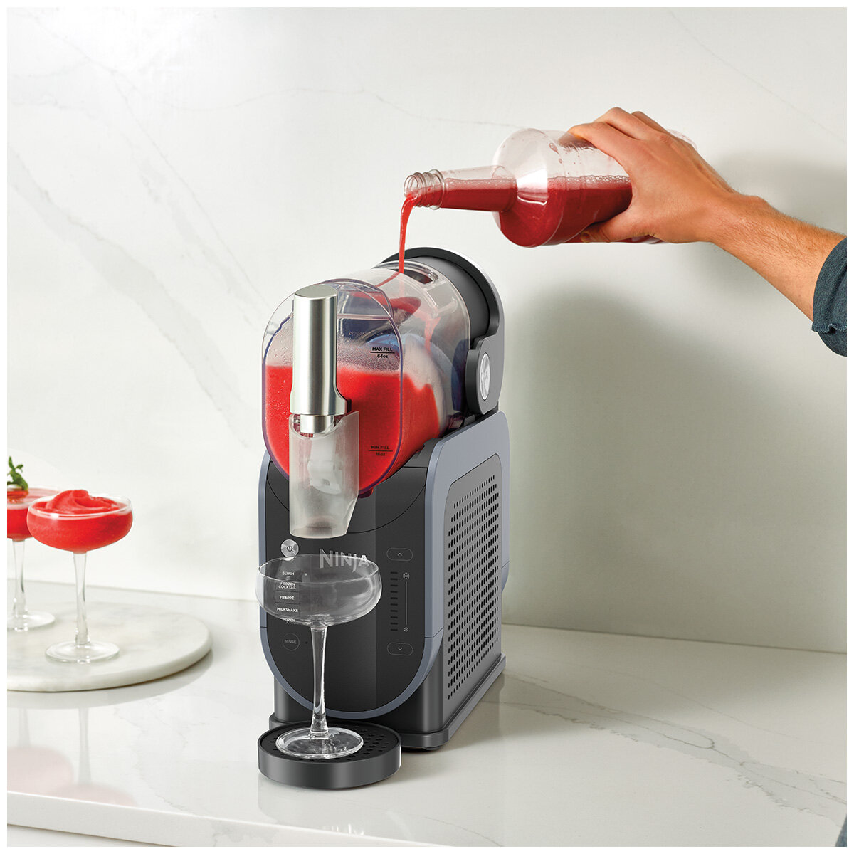 Ninja Slushi Professional Frozen Drink Maker FS301ANZ