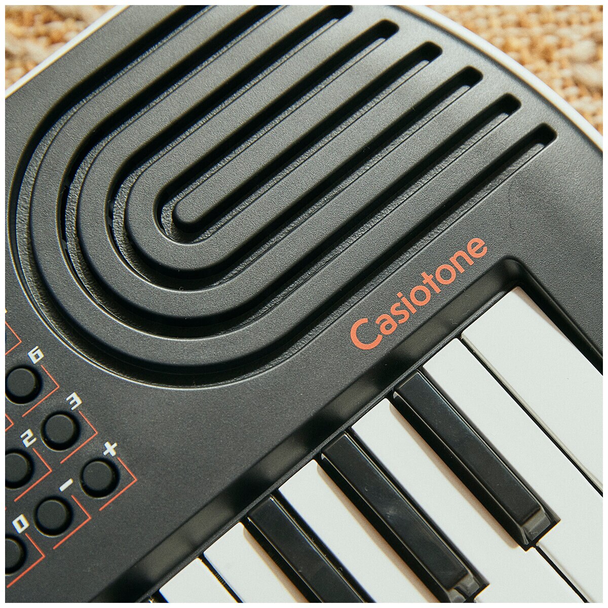 CASIO Casiotone 44 Key Portable Mini Keyboard SA81