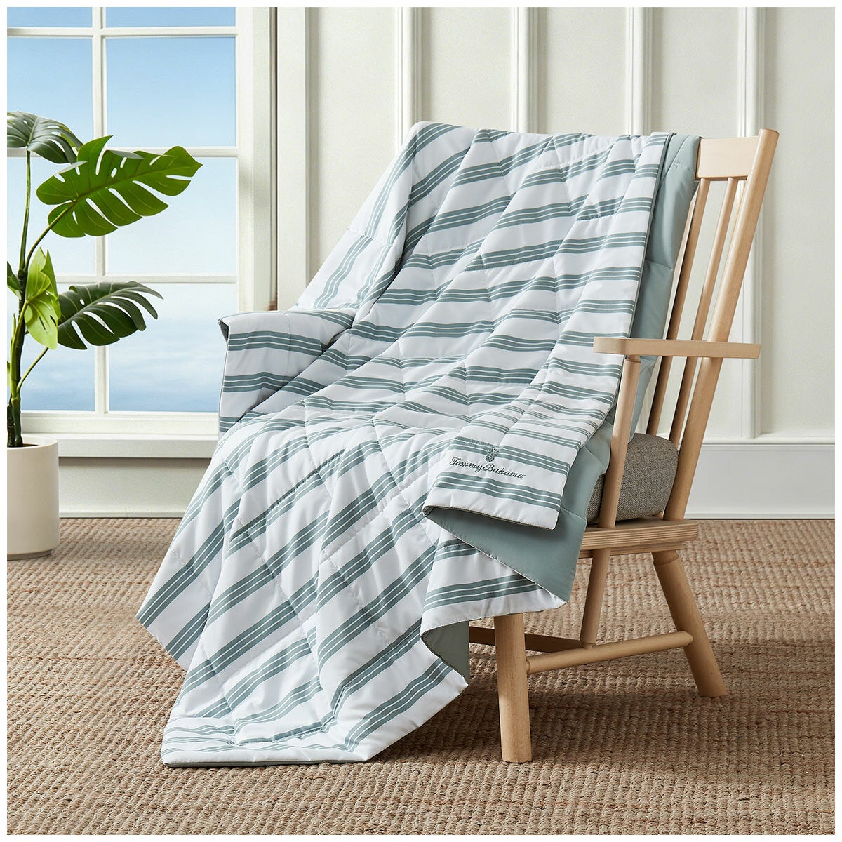 Tommy Bahama Cooling Throw 127 x 178cm Tommy Bahama Cooling Throw 127 x 178cm