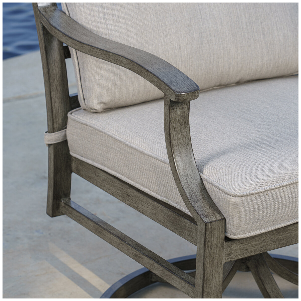 Sunvilla Beth 7 Piece Outdoor Dining Set