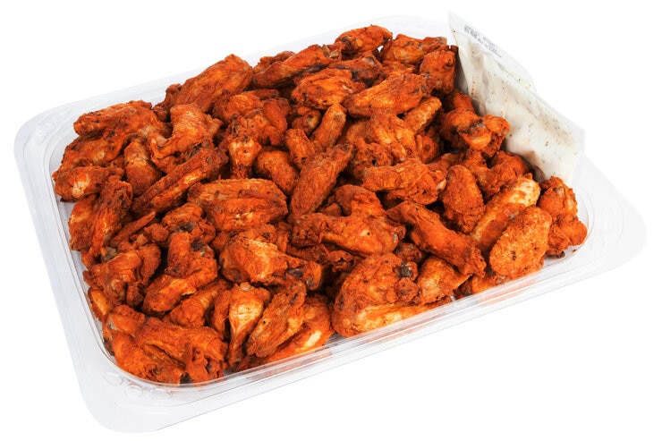 Kirkland Signature Buffalo Chicken Wings Platter With Cheese Dip