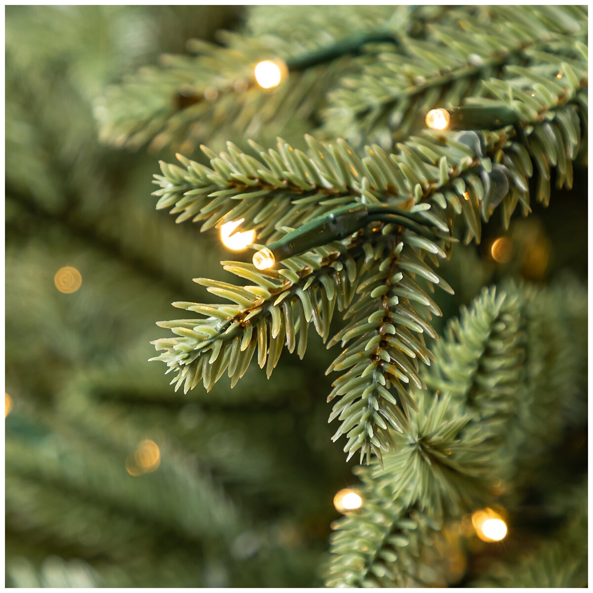 Pre-Lit Aspen Artificial Christmas Tree 2.74m