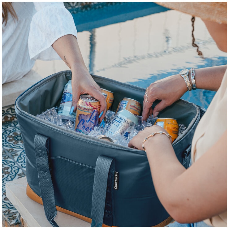 CleverMade Pacifica Pro Max Collapsible Cooler Blue