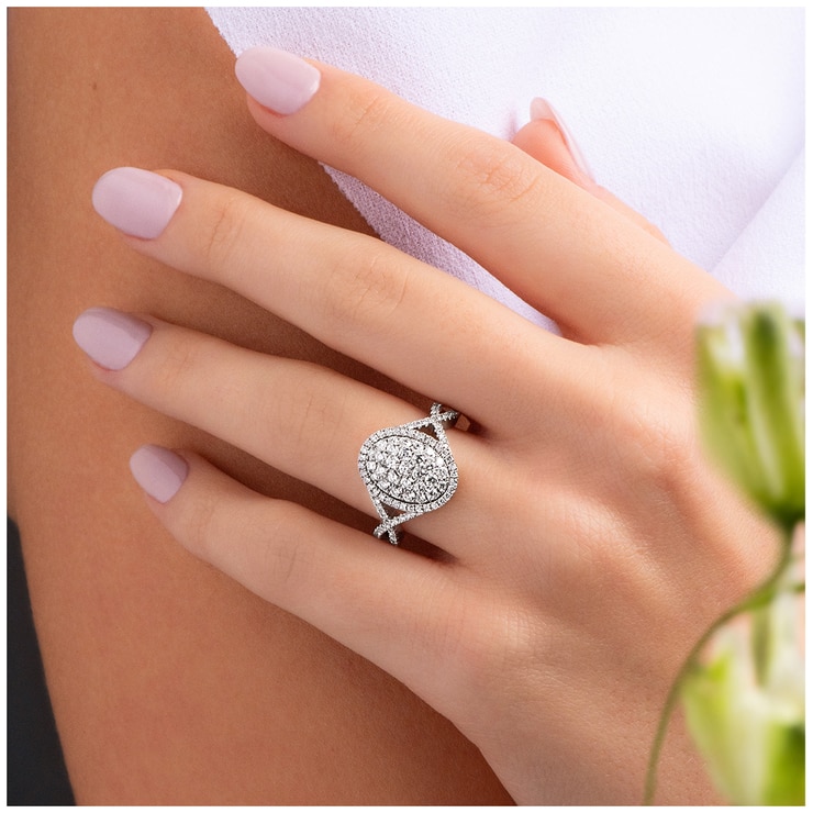 18KT White Gold 1.00ctw Round Brilliant Cut Oval Cluster Ring Costco